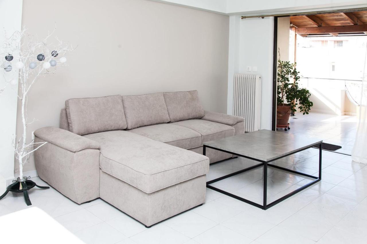 Modern Apt In Heart Of Paleo Faliro! Lägenhet Aten Exteriör bild
